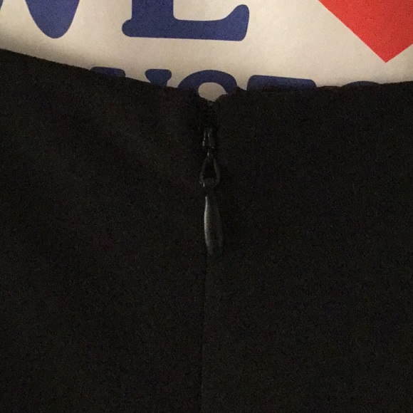 Ali & Jay sleeveless slim asymmetrical jumpsuit - Picture 14 of 16